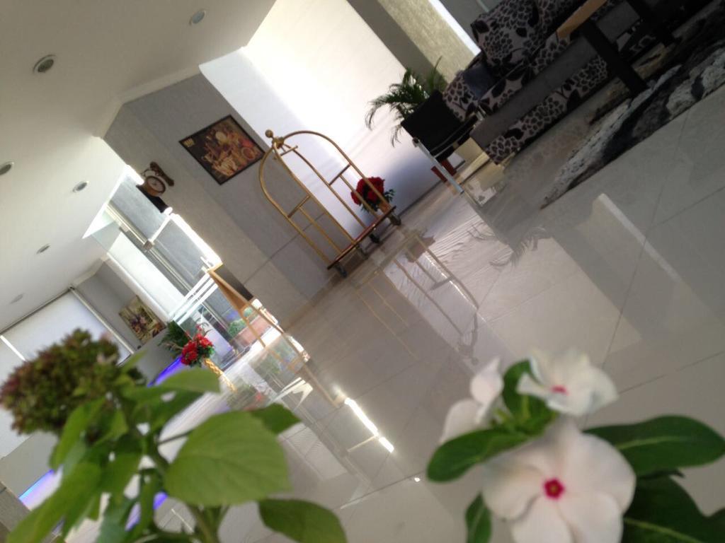 Riviera Apartments Kuwait City Exterior foto